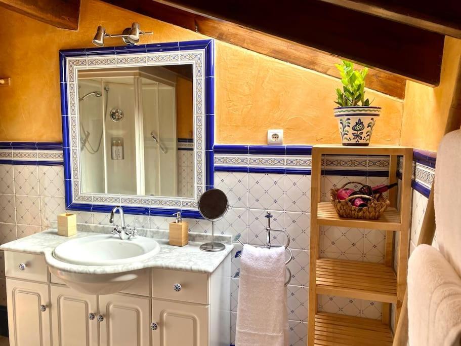 Ferienwohnung Bilbo Near Atico Rural Con Terraza Basauri Exterior foto