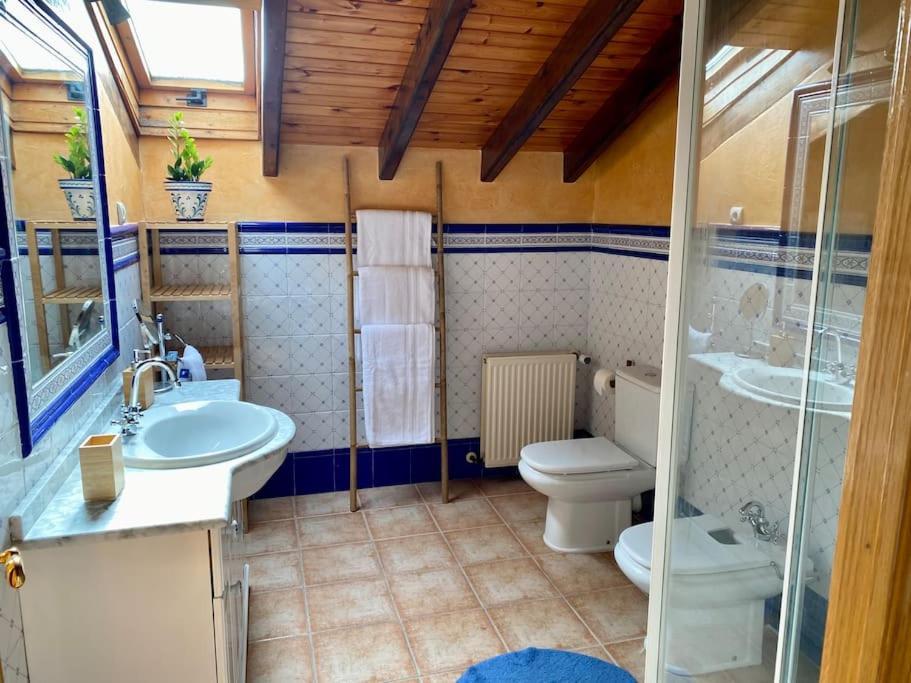 Ferienwohnung Bilbo Near Atico Rural Con Terraza Basauri Exterior foto